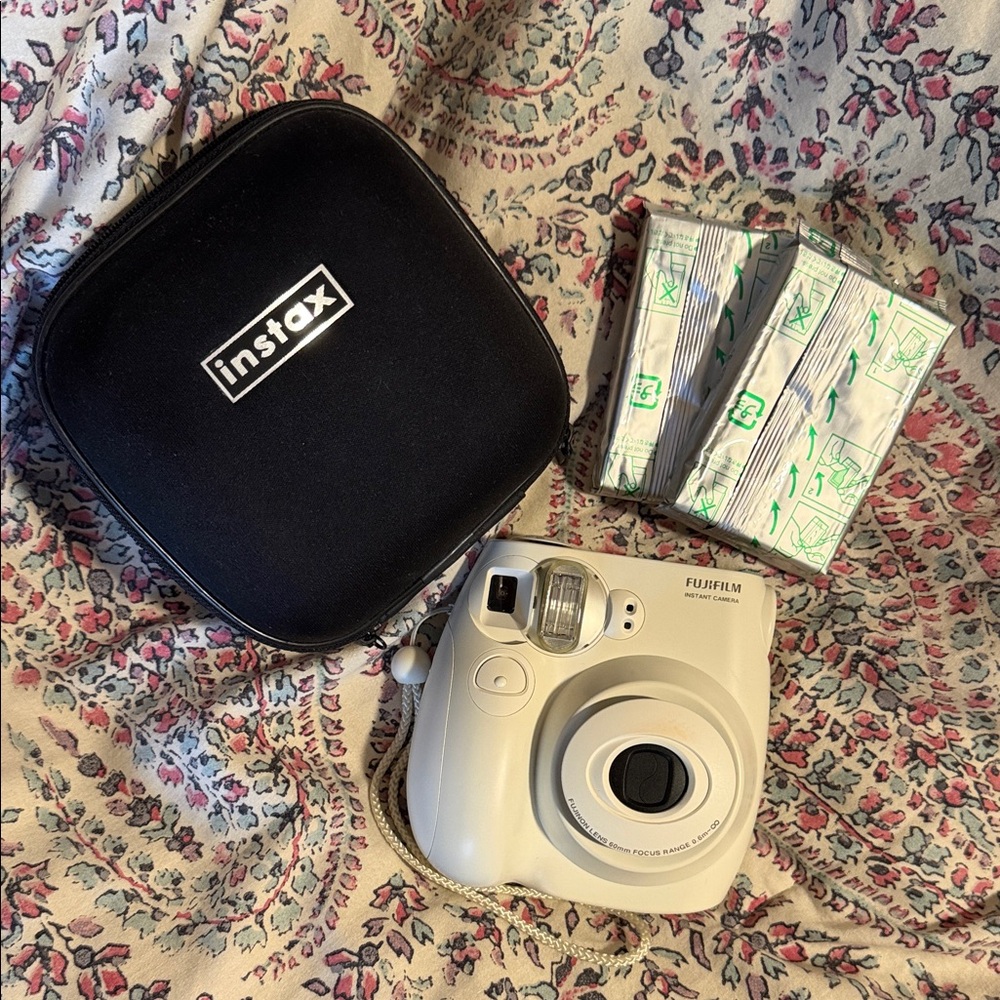 Fujifilm Instax Cream Instant Camera Set
